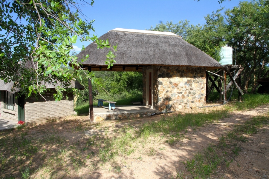 Commercial Property for Sale in Ndlovumzi Limpopo