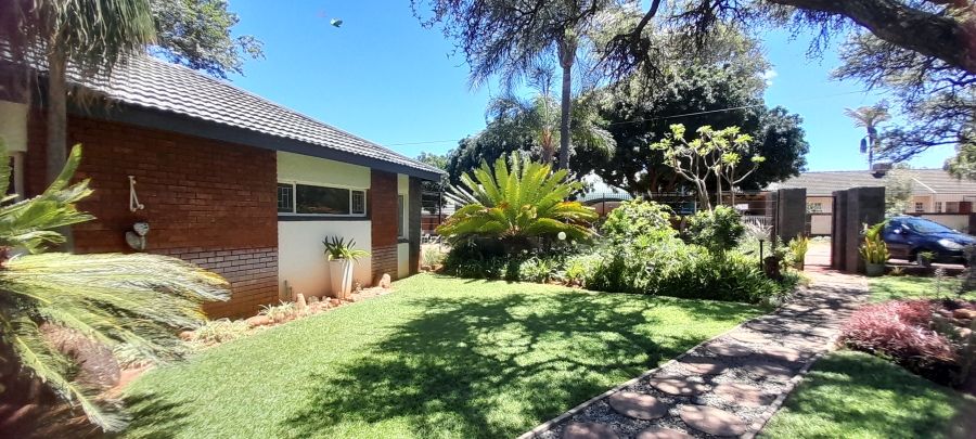 4 Bedroom Property for Sale in Chroompark Limpopo