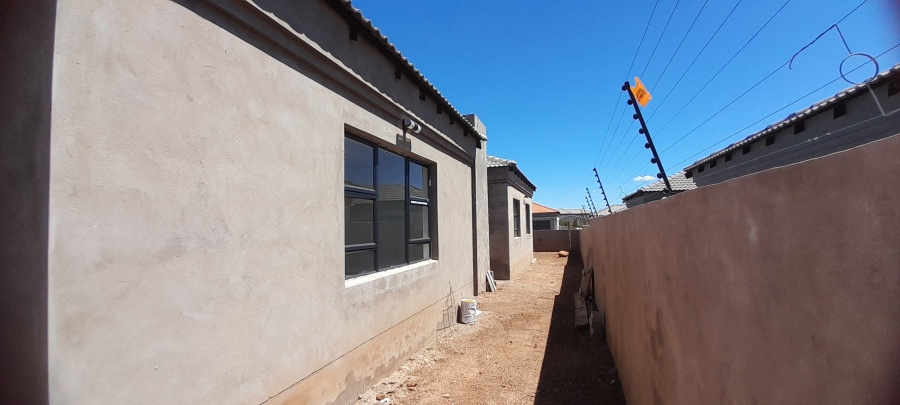 4 Bedroom Property for Sale in Chroompark Limpopo