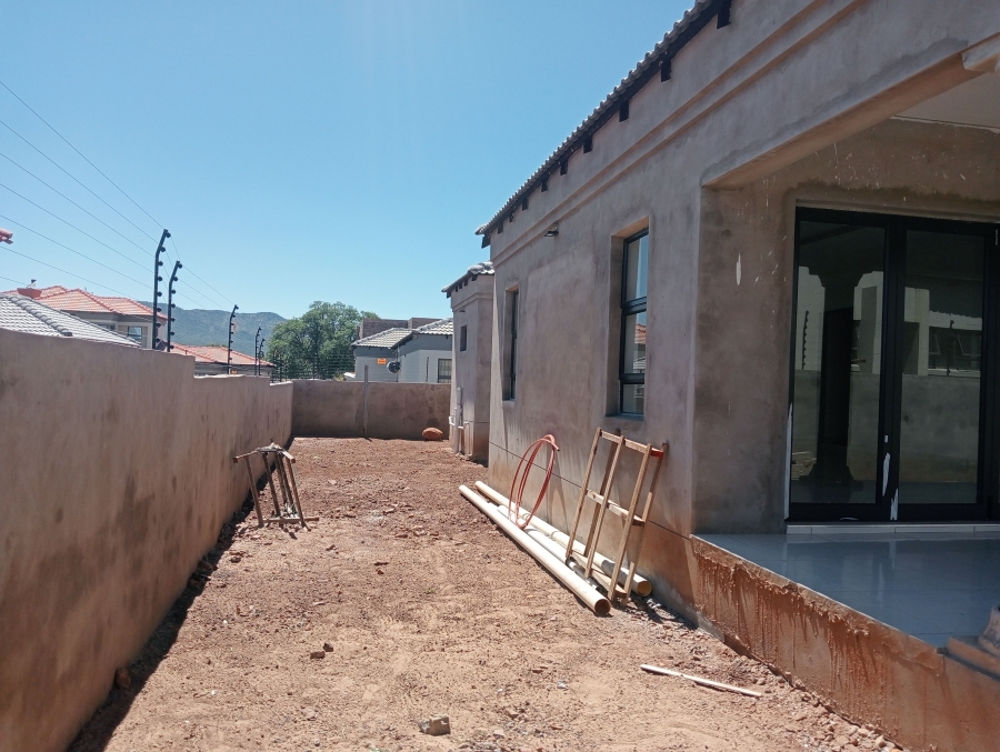 4 Bedroom Property for Sale in Chroompark Limpopo