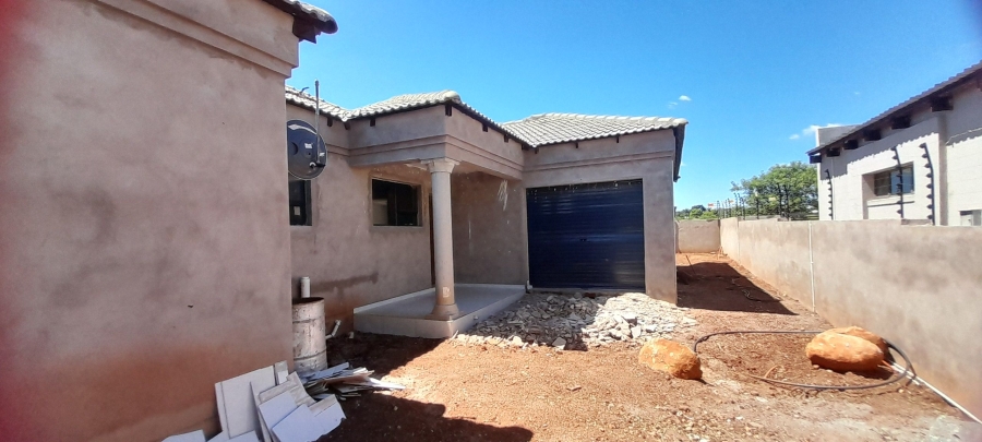 4 Bedroom Property for Sale in Chroompark Limpopo