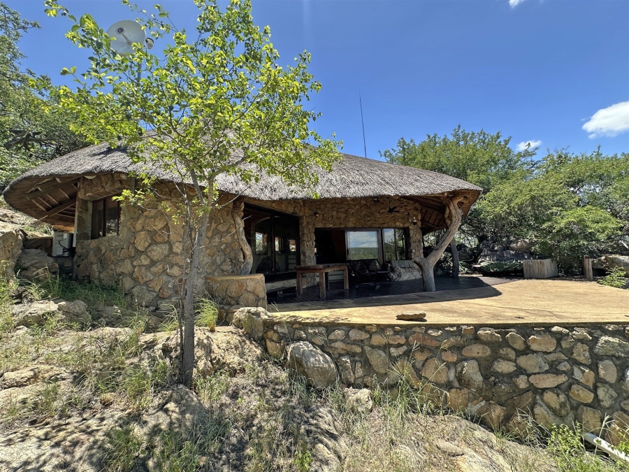 2 Bedroom Property for Sale in Lissataba Private Nature Reserve Limpopo