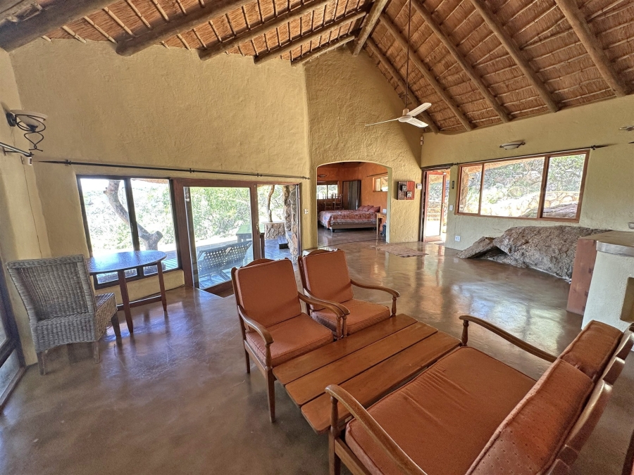 2 Bedroom Property for Sale in Lissataba Private Nature Reserve Limpopo