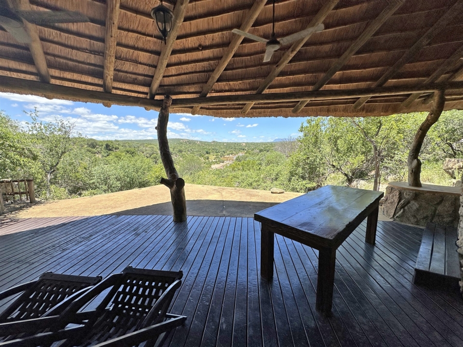 2 Bedroom Property for Sale in Lissataba Private Nature Reserve Limpopo