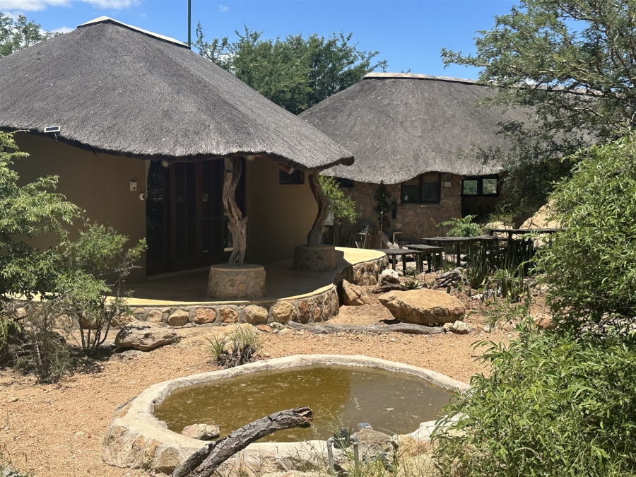 2 Bedroom Property for Sale in Lissataba Private Nature Reserve Limpopo