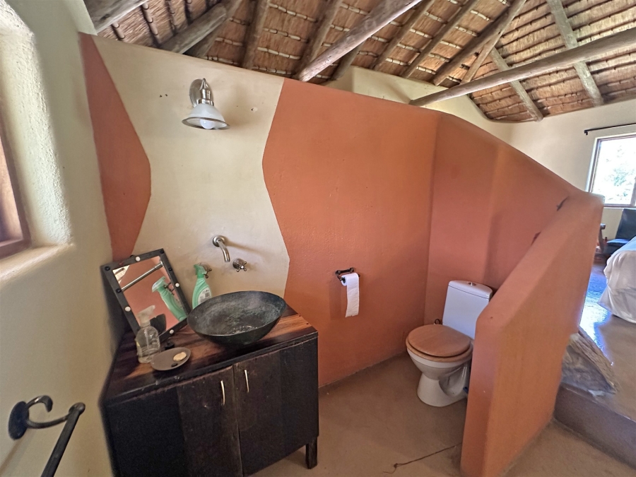 2 Bedroom Property for Sale in Lissataba Private Nature Reserve Limpopo