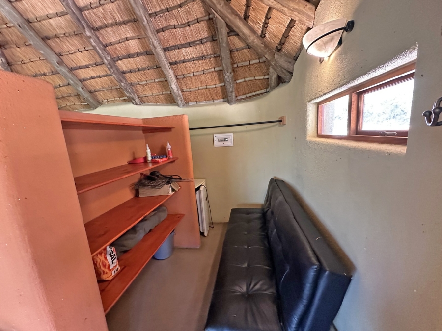 2 Bedroom Property for Sale in Lissataba Private Nature Reserve Limpopo