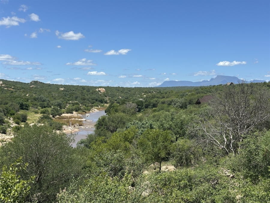 2 Bedroom Property for Sale in Lissataba Private Nature Reserve Limpopo