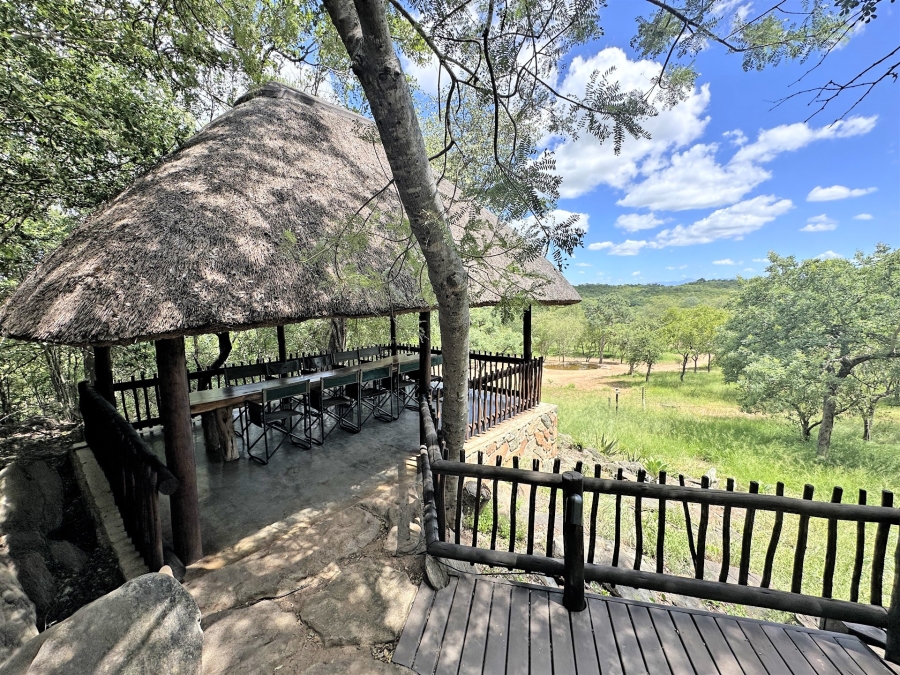 5 Bedroom Property for Sale in Hoedspruit Rural Limpopo