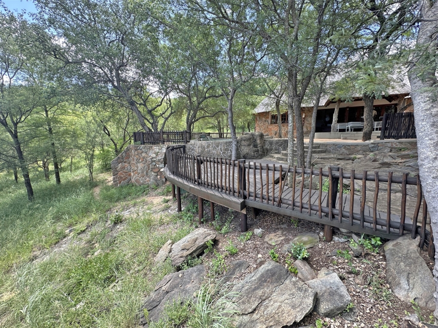 5 Bedroom Property for Sale in Hoedspruit Rural Limpopo