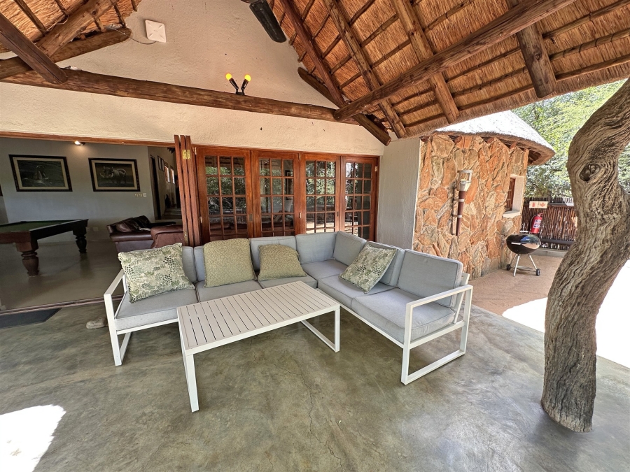 5 Bedroom Property for Sale in Hoedspruit Rural Limpopo