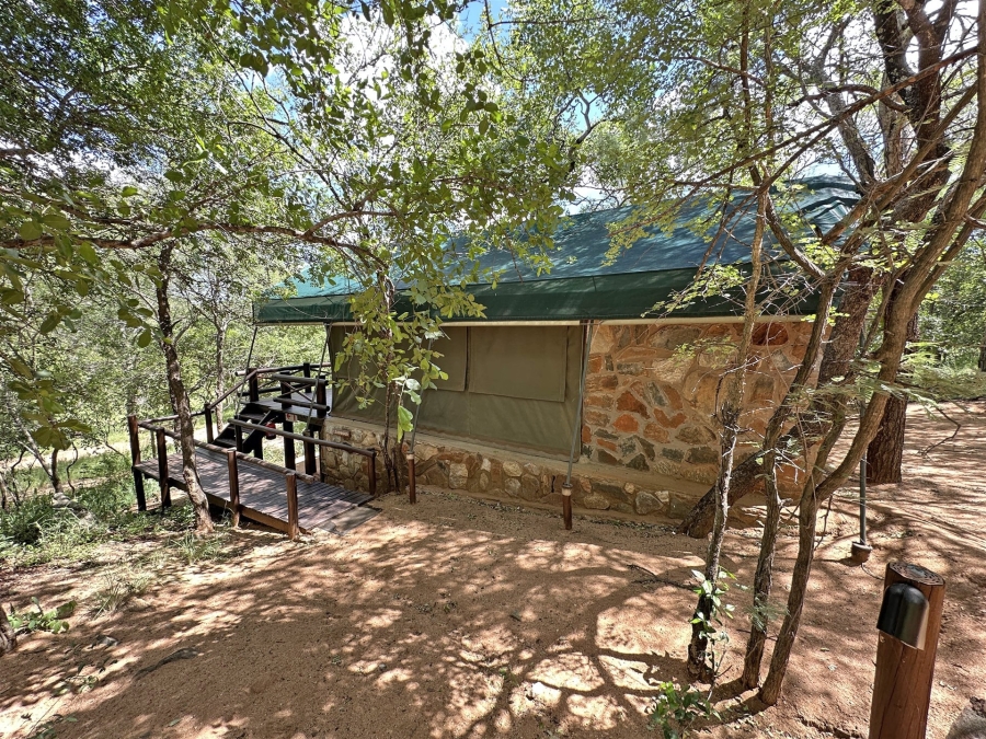 5 Bedroom Property for Sale in Hoedspruit Rural Limpopo