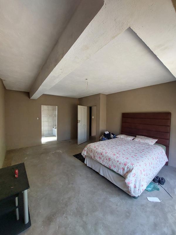 5 Bedroom Property for Sale in Rethabile Gardens Limpopo