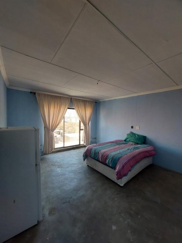 5 Bedroom Property for Sale in Rethabile Gardens Limpopo