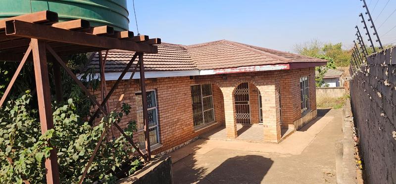 3 Bedroom Property for Sale in Maniini Limpopo