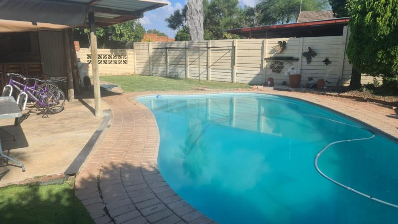 4 Bedroom Property for Sale in Penina Park Limpopo