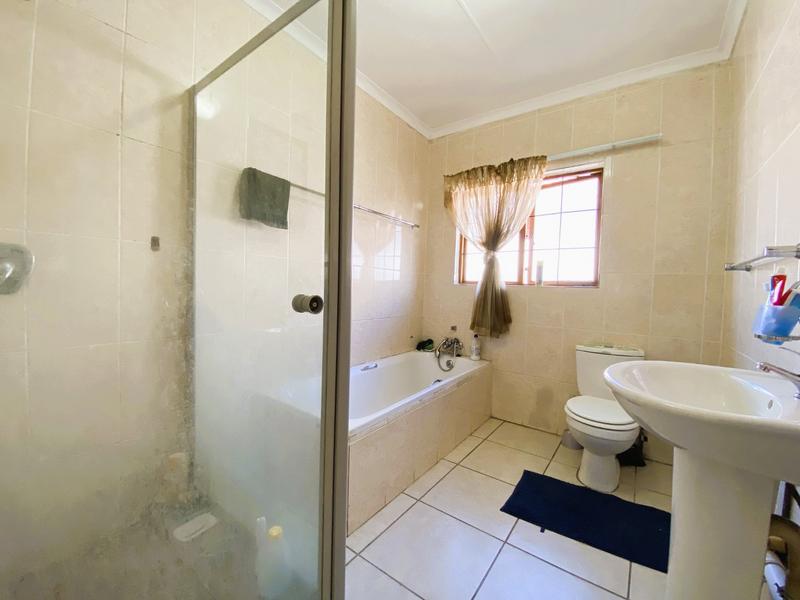 3 Bedroom Property for Sale in Debron Limpopo