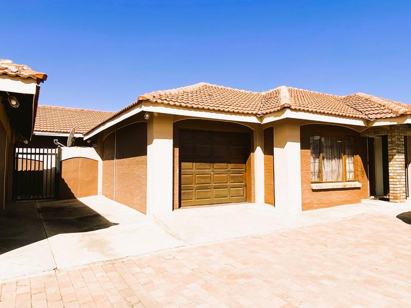 3 Bedroom Property for Sale in Debron Limpopo