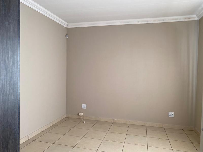 To Let 2 Bedroom Property for Rent in Mokopane Limpopo