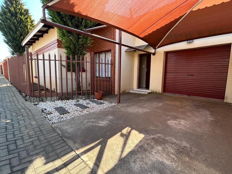 2 Bedroom Property for Sale in Eagles Crest Limpopo