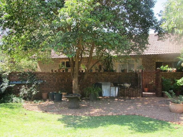 To Let 3 Bedroom Property for Rent in Chroompark Limpopo