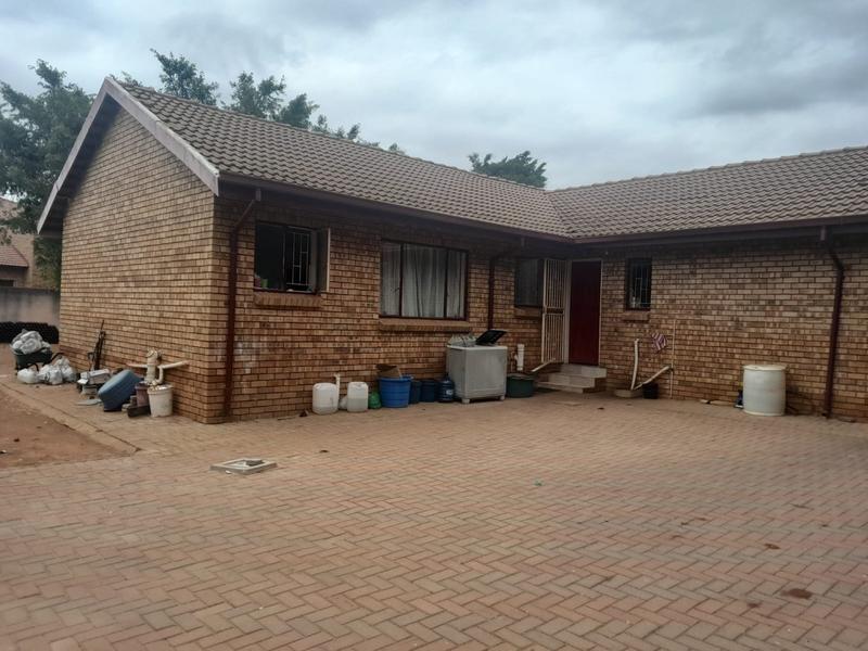 3 Bedroom Property for Sale in Flora Park Limpopo