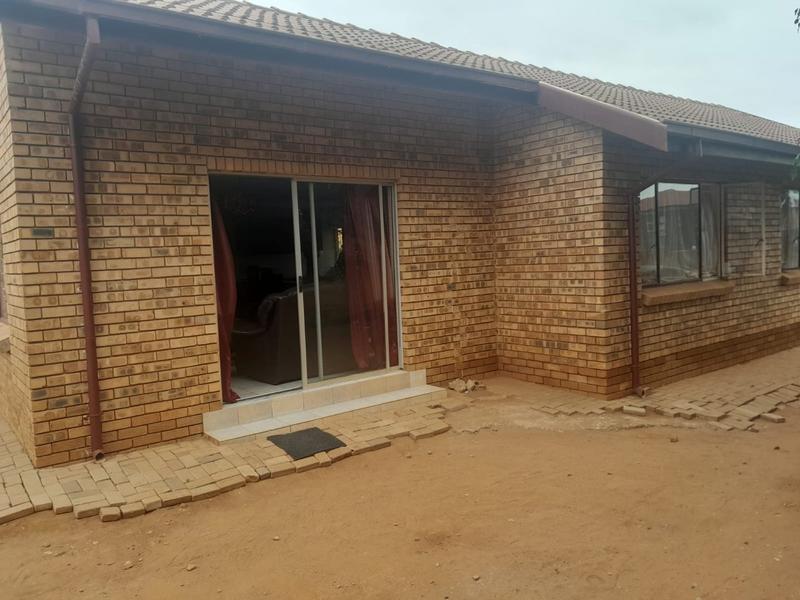 3 Bedroom Property for Sale in Flora Park Limpopo