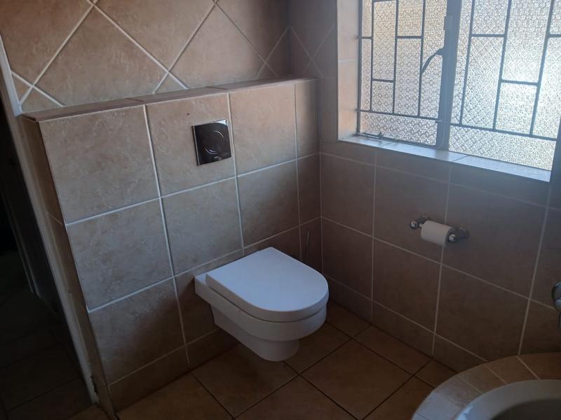 To Let 5 Bedroom Property for Rent in Chroompark Limpopo