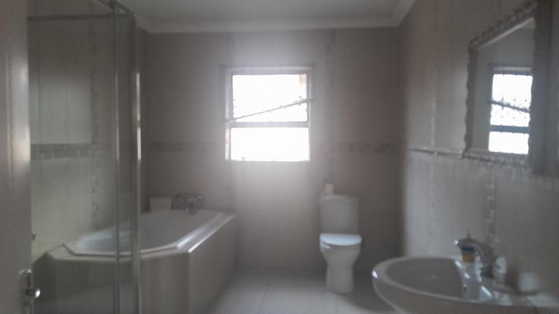 5 Bedroom Property for Sale in Serala View Limpopo