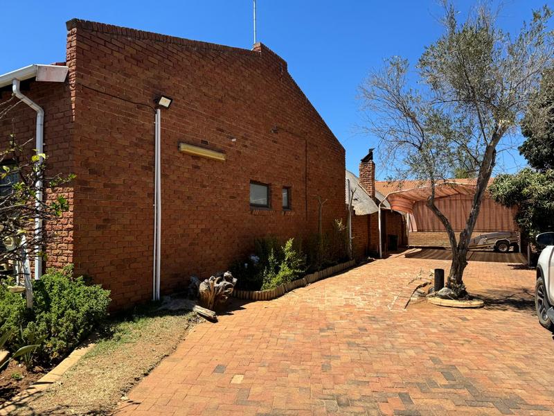 3 Bedroom Property for Sale in Bendor Limpopo