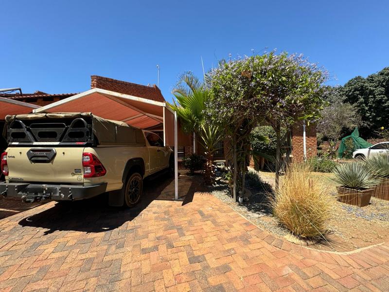 3 Bedroom Property for Sale in Bendor Limpopo