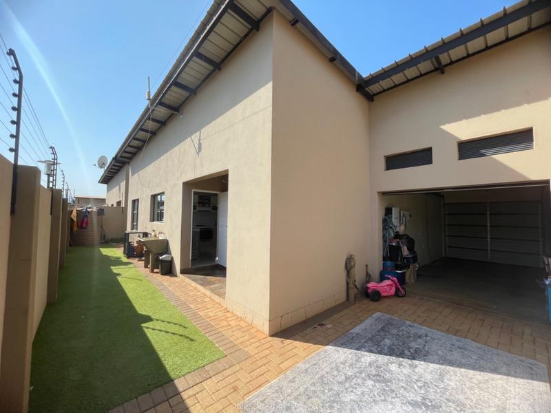 3 Bedroom Property for Sale in Chroompark Limpopo