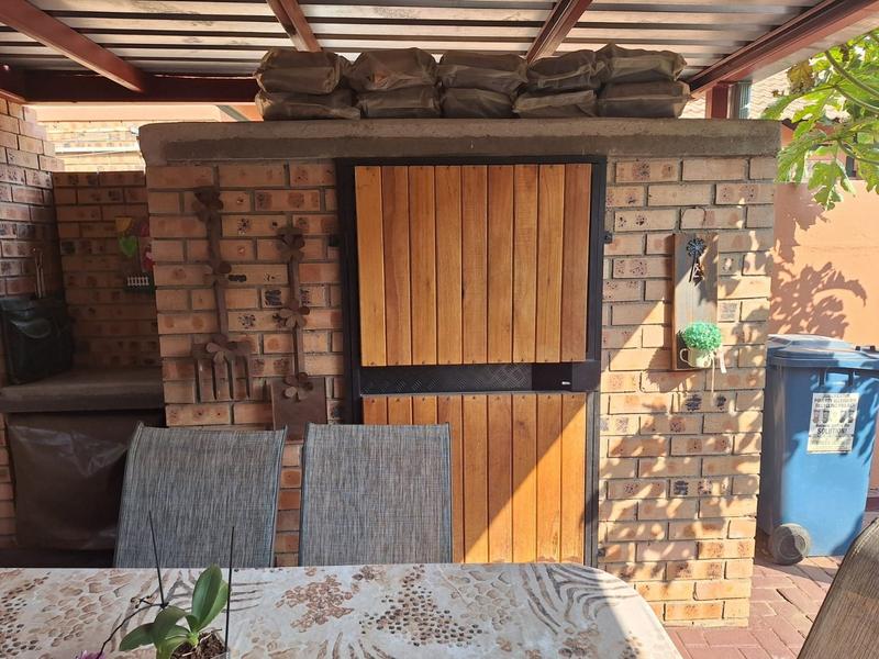 3 Bedroom Property for Sale in Bendor Limpopo