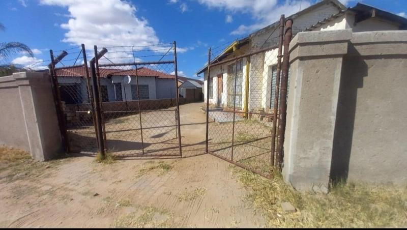 5 Bedroom Property for Sale in Seshego Limpopo