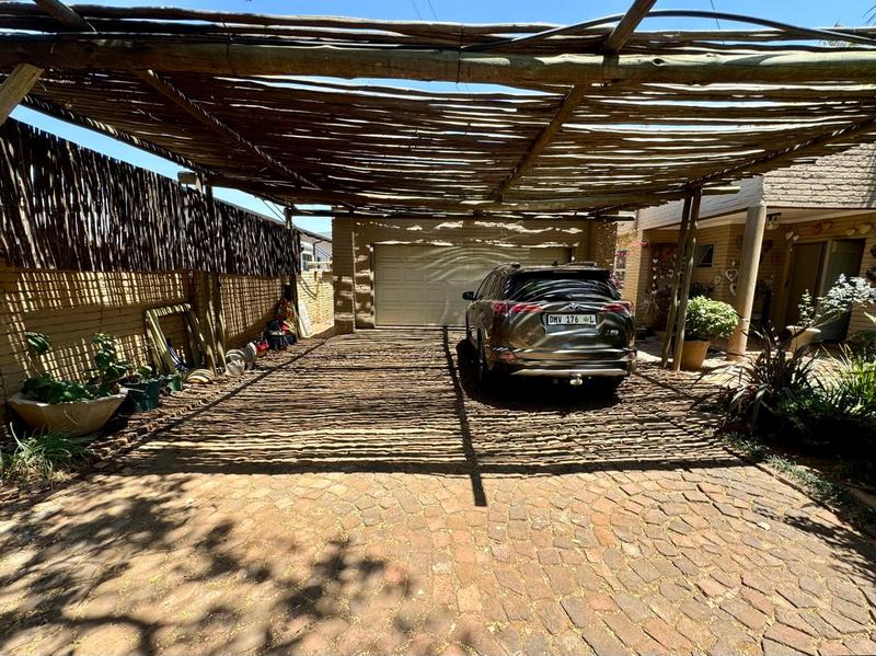 4 Bedroom Property for Sale in Polokwane Central Limpopo