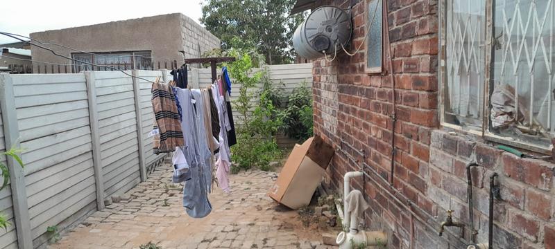 2 Bedroom Property for Sale in Seshego 9L Limpopo