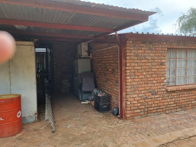 2 Bedroom Property for Sale in Musina Limpopo