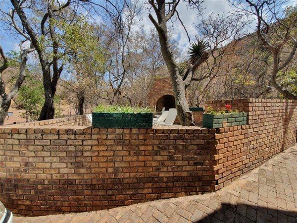 6 Bedroom Property for Sale in Groblersdal Limpopo