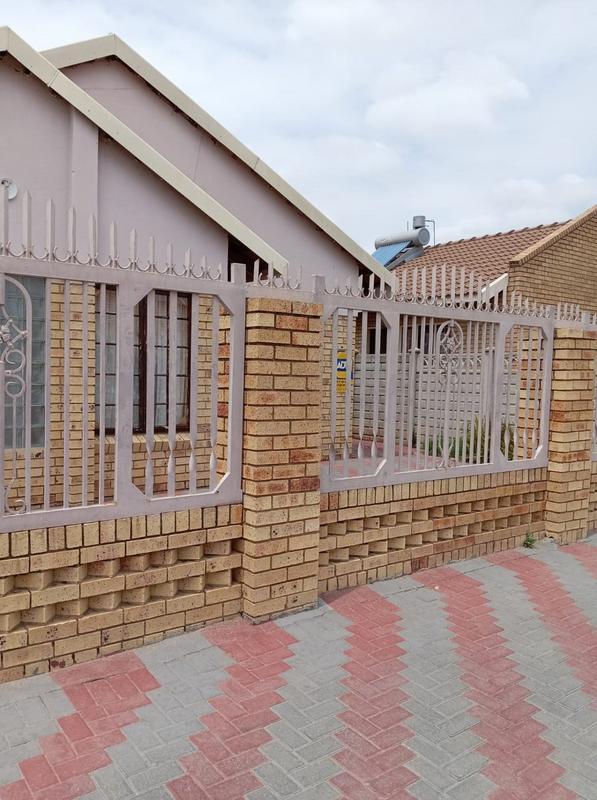 4 Bedroom Property for Sale in Ivy Park Limpopo