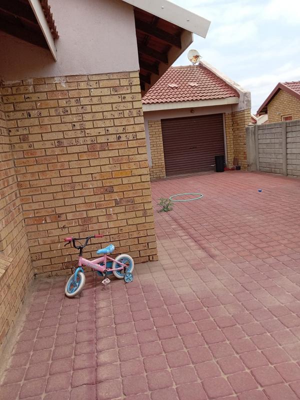 4 Bedroom Property for Sale in Ivy Park Limpopo