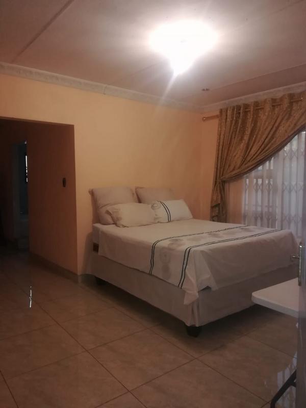 To Let 4 Bedroom Property for Rent in Chroompark Limpopo