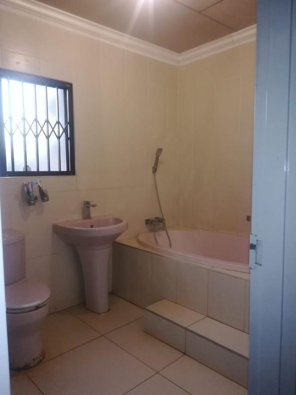 To Let 4 Bedroom Property for Rent in Chroompark Limpopo