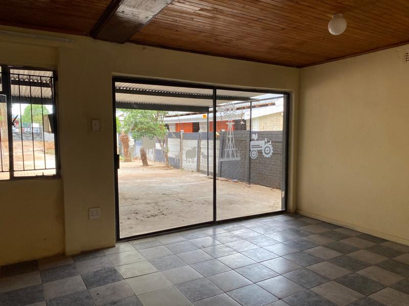 To Let 2 Bedroom Property for Rent in Mokopane Limpopo