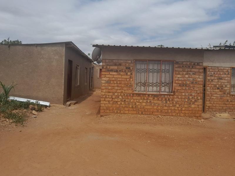 6 Bedroom Property for Sale in Lethuli Park Limpopo