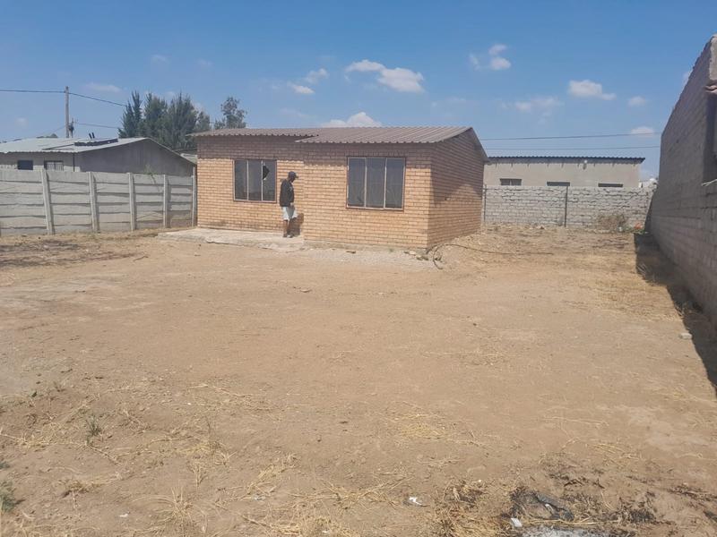 6 Bedroom Property for Sale in Lethuli Park Limpopo