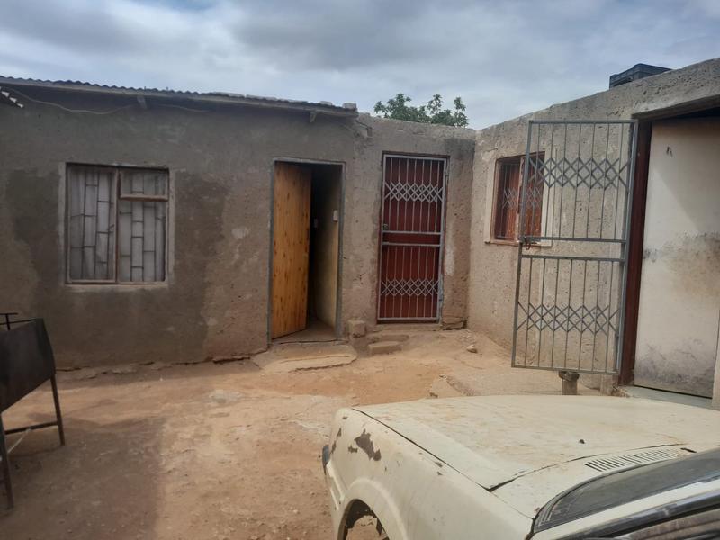 6 Bedroom Property for Sale in Lethuli Park Limpopo