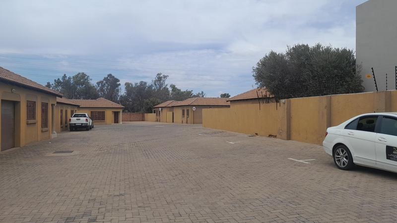 To Let 3 Bedroom Property for Rent in Bendor Limpopo