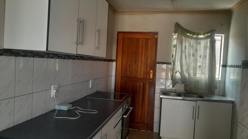 To Let 3 Bedroom Property for Rent in Rethabile Gardens Limpopo