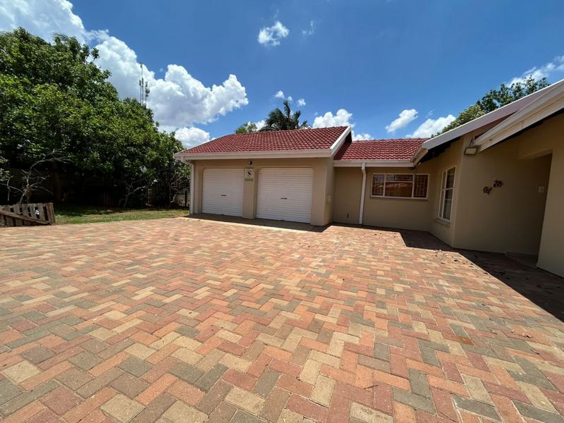 3 Bedroom Property for Sale in Flora Park Limpopo