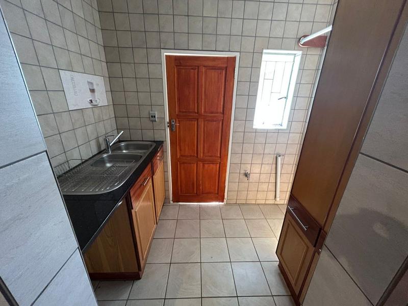 To Let 4 Bedroom Property for Rent in Flora Park Limpopo